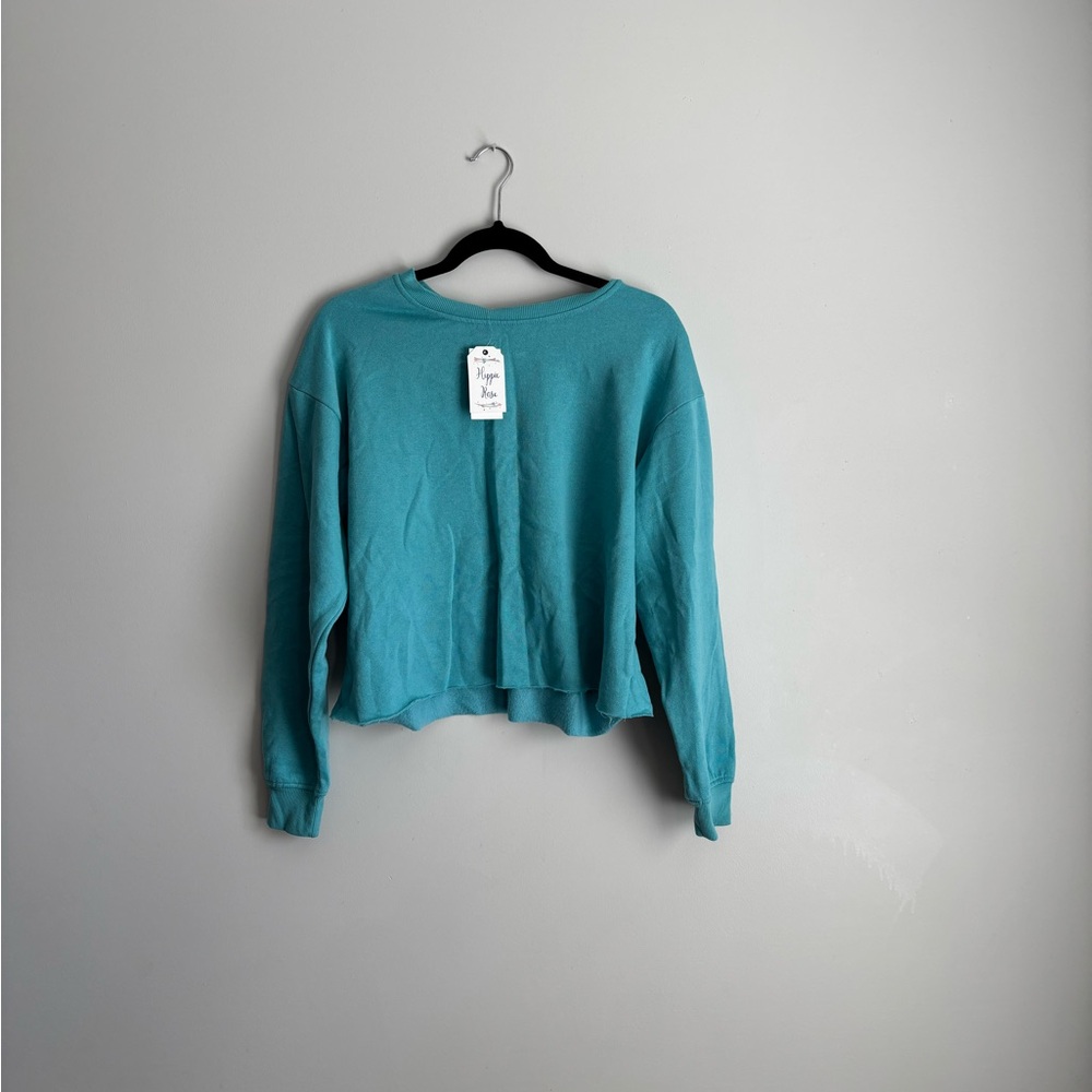 NWT- Juniors Hippie Rose Cropped Sweatshirt- Size Small